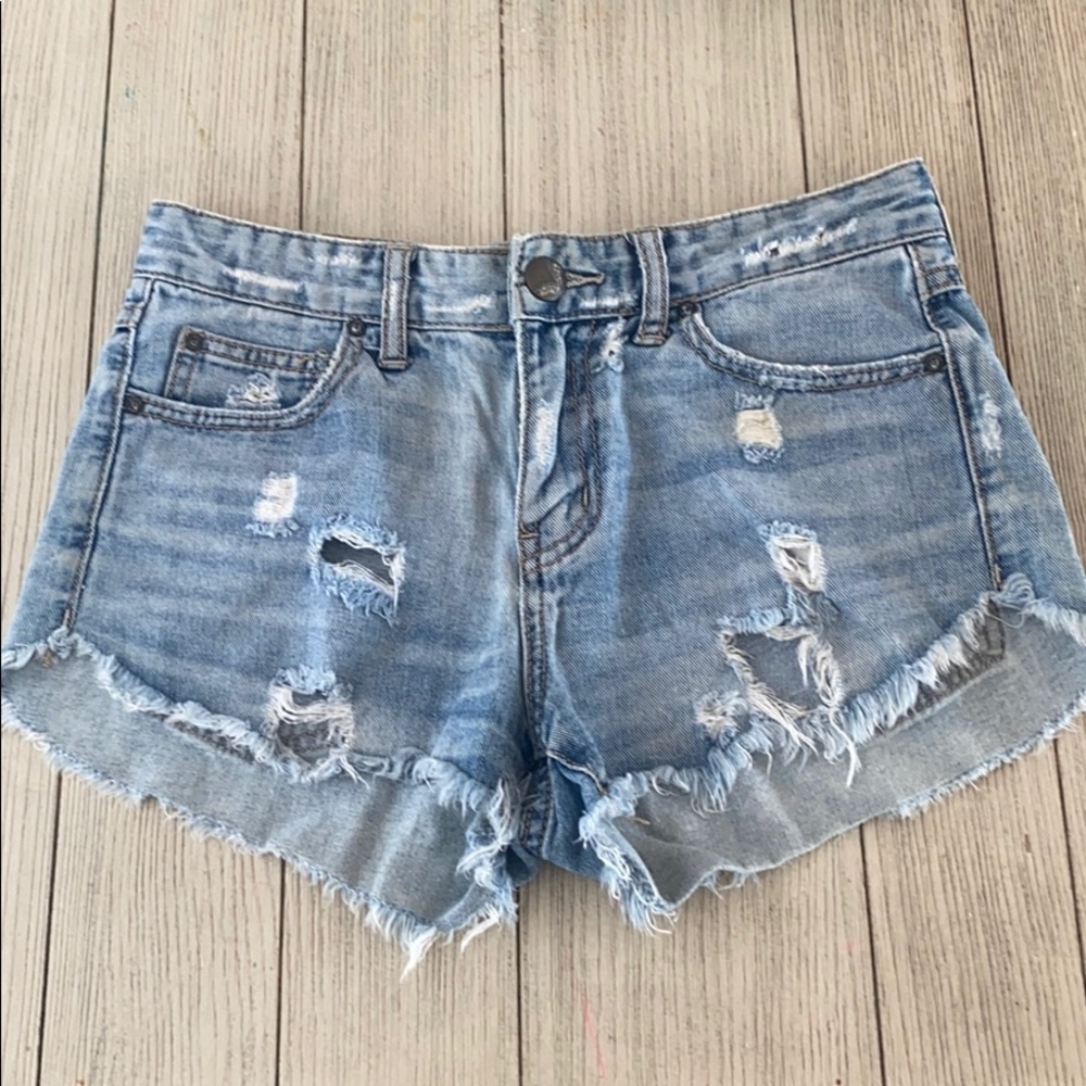 Free people Jean cutoff shorts. Size 25.